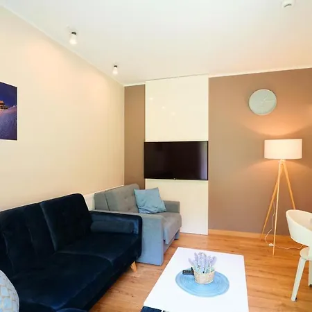 Everysky - Pusta 8 Apartment