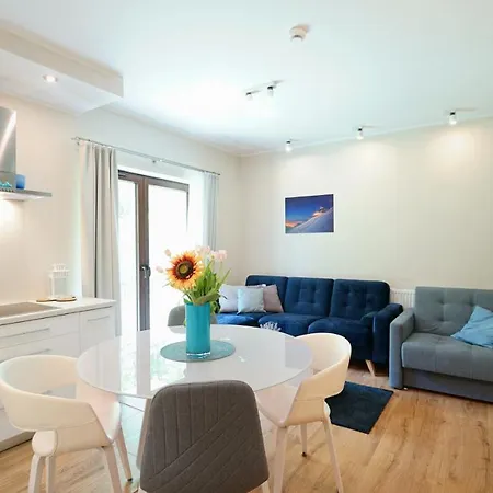 Everysky - Pusta 8 Apartment
